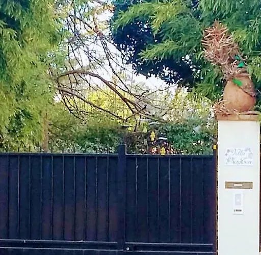 Apartment Port