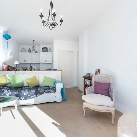 Port Apartment